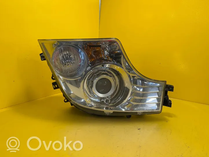 Mercedes-Benz Actros Headlight/headlamp A9608200739