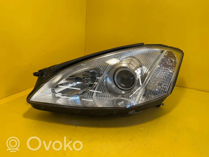 Mercedes-Benz S W221 Lampa przednia A2218202361