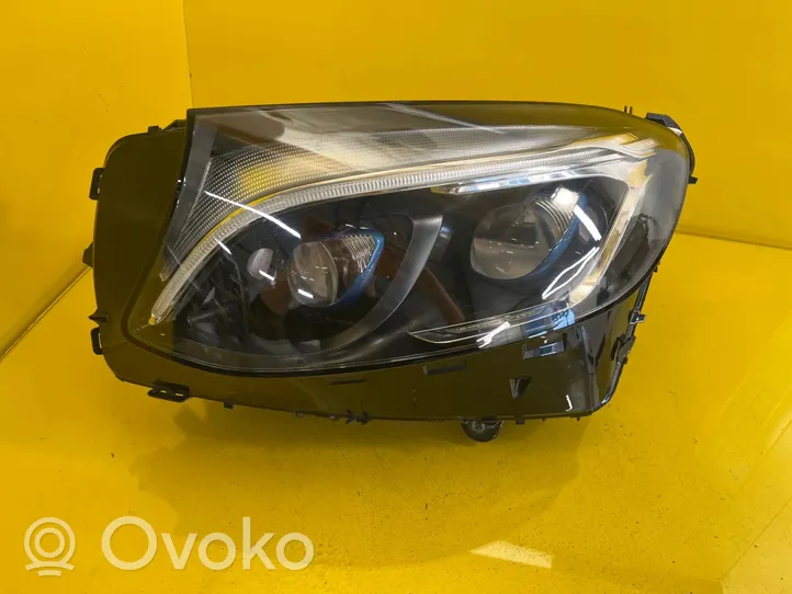 Mercedes-Benz GLC X253 C253 Lampa przednia A2539062502