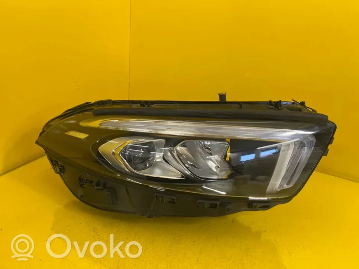 Mercedes-Benz A W177 AMG Lampa przednia A1779065003