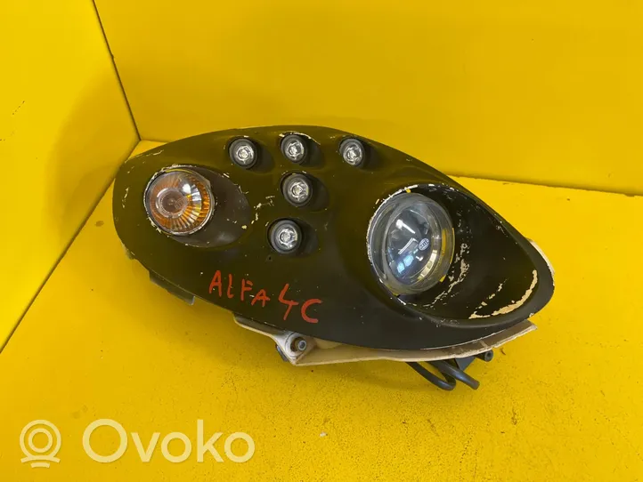 Alfa Romeo 4C Phare frontale 50530727