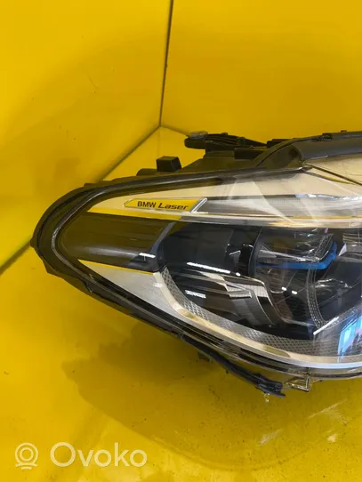 BMW 5 G30 G31 Lampa przednia 8090746-02