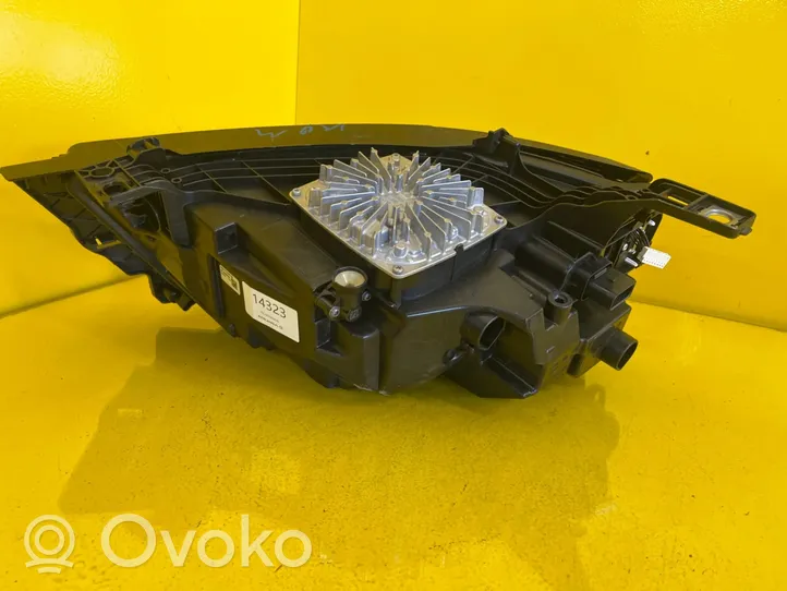 Opel Mokka Lampa przednia 9847939180
