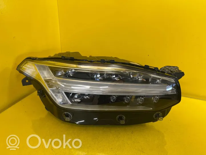 Volvo XC90 Phare frontale 32228297