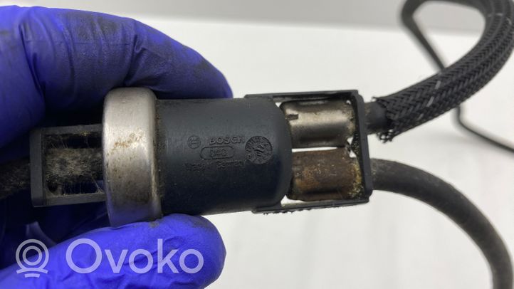 Volkswagen Touareg I Tuyau d'alimentation d'injecteur de carburant 