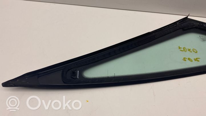 Ford Galaxy Front triangle window/glass 