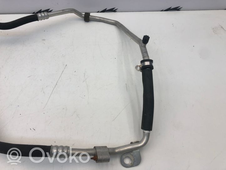 Mercedes-Benz E W212 Tubo flessibile aria condizionata (A/C) A2128305415