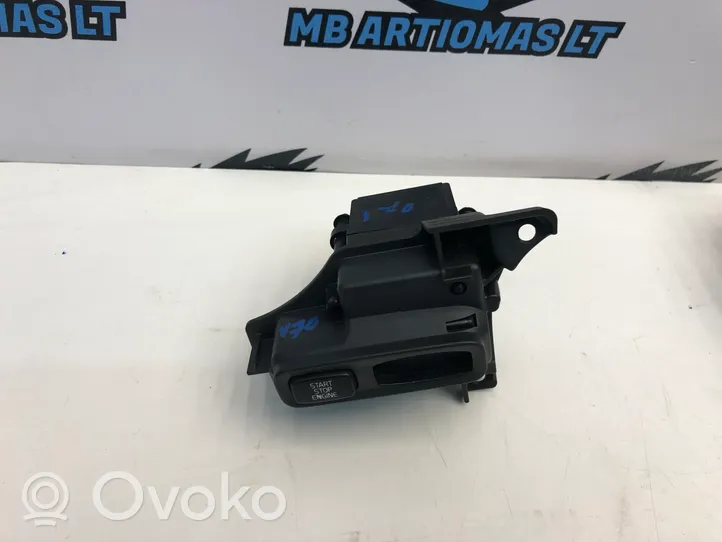 Volvo V70 Komputer / Sterownik ECU i komplet kluczy 30785100