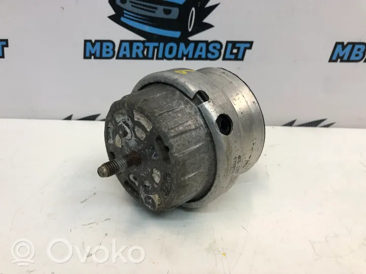 Audi A6 S6 C6 4F Supporto di montaggio del motore 4F01993820