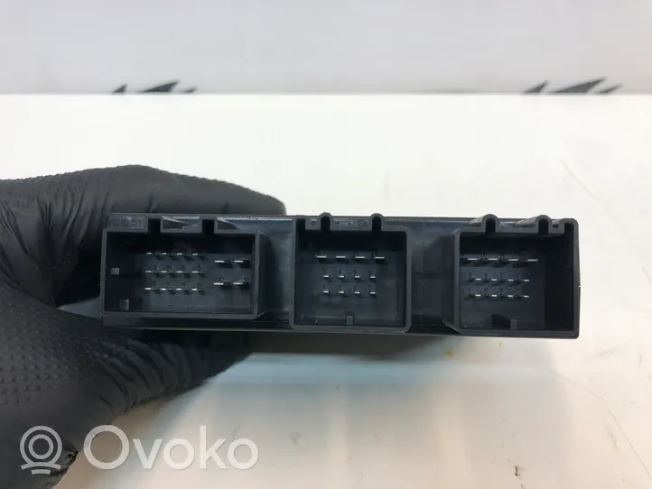 Audi A6 S6 C6 4F Vetokoukun ohjainlaite/moduuli 4F0907383C