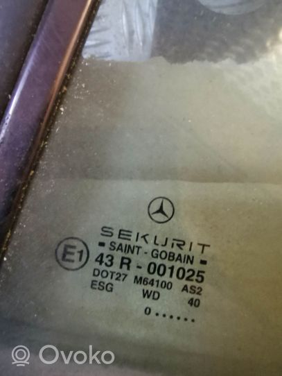 Mercedes-Benz E A207 aizmugurējo durvju stikls 43R001025
