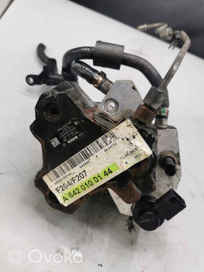 Mercedes-Benz R W251 Polttoaineen ruiskutuksen suurpainepumppu A6420700501