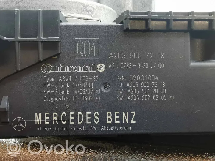 Mercedes-Benz GLC X253 C253 Притягиватель задней крышки A0097602601