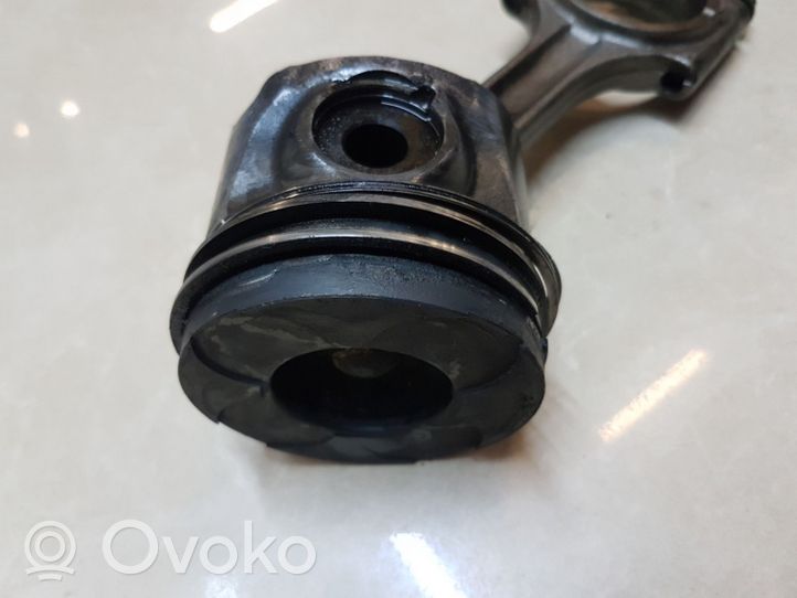 Volvo S60 Piston with connecting rod 