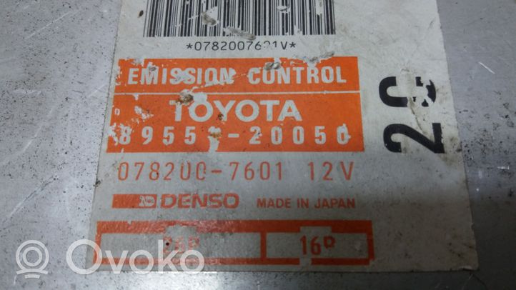 Toyota Carina T210 Variklio valdymo blokas 0782007601