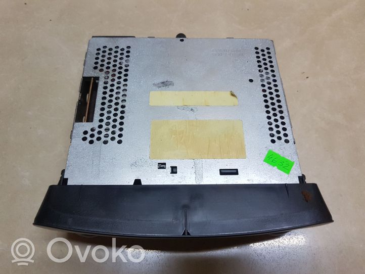 Peugeot 206 Radio / CD/DVD atskaņotājs / navigācija 7648146392