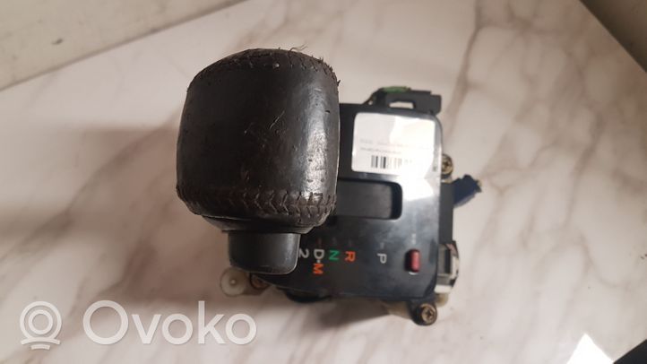 Lexus RX 300 Gear selector/shifter (interior) 