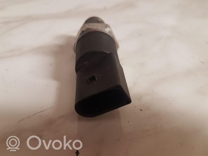 Mercedes-Benz A W168 Sensore di pressione del carburante A0041531528