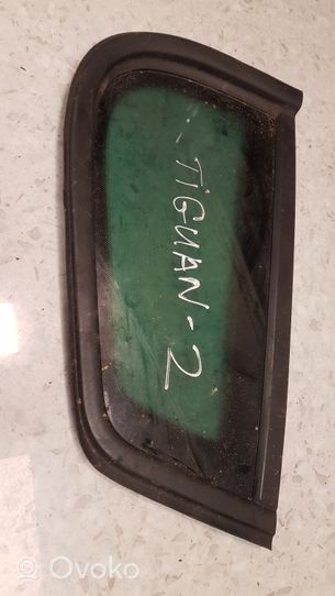 Opel Signum Rear side window/glass 5N0845041