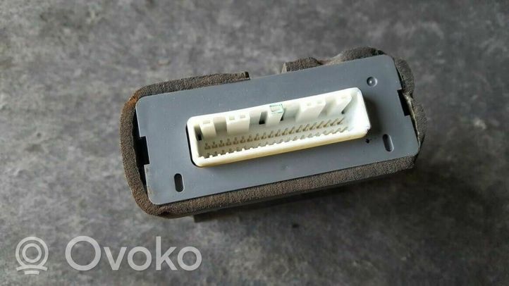 Lexus GX J120 Boîtier module alarme 2370003890