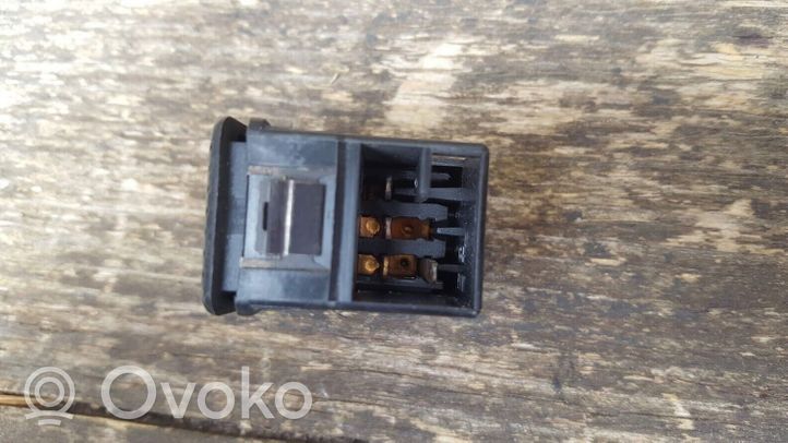 Volkswagen Transporter - Caravelle T4 Sunroof switch 357959855B