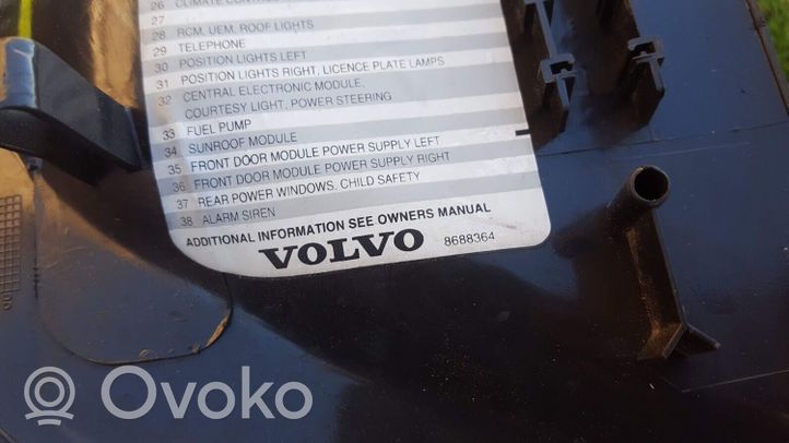Volvo S60 Rivestimento estremità laterale del cruscotto 09164899