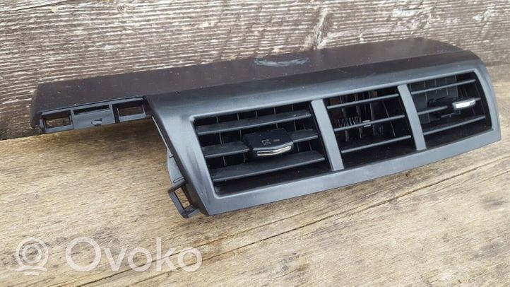 Toyota Prius+ (ZVW40) Grille d'aération centrale 5568647100