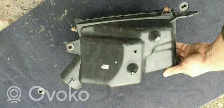 Nissan X-Trail T30 Air filter box BN300AU600