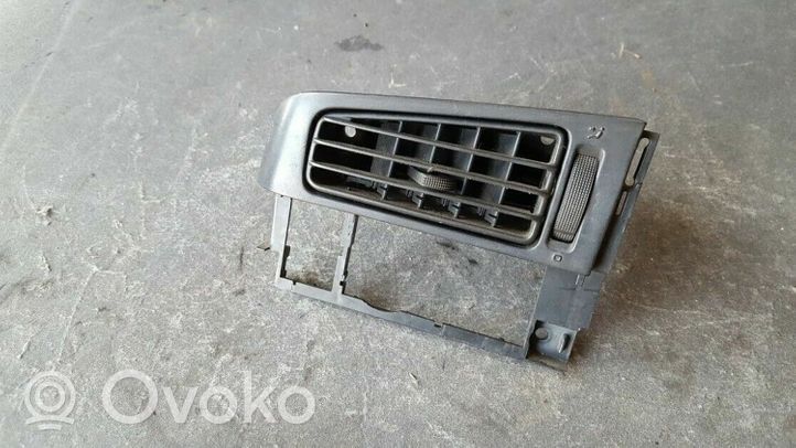 Volkswagen Golf III Garniture, panneau de grille d'aération latérale 