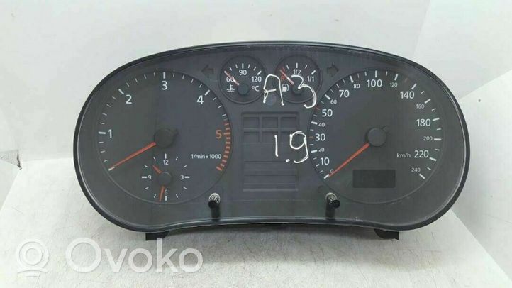 Audi A3 S3 8L Nopeusmittari (mittaristo) 8L0919860B