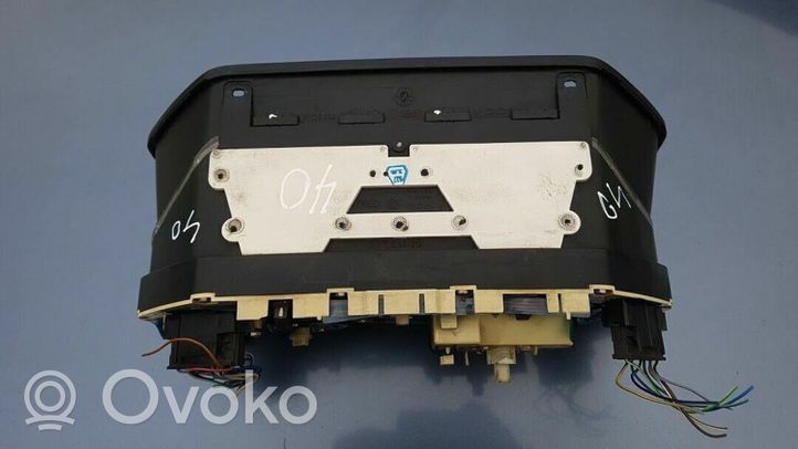 Audi 100 200 5000 C3 Tachimetro (quadro strumenti) 88311068