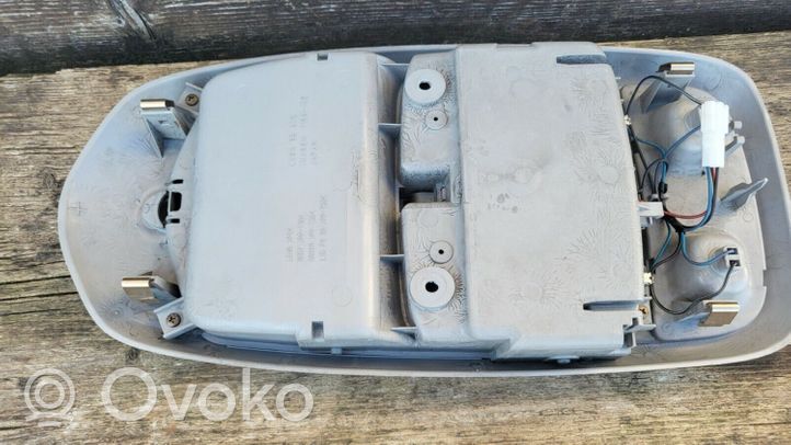 Mazda MPV II LW Światło fotela przedniego LC6369970