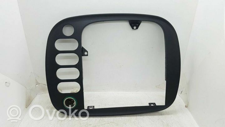 Ford Galaxy Radio/GPS head unit trim 7m0858105e