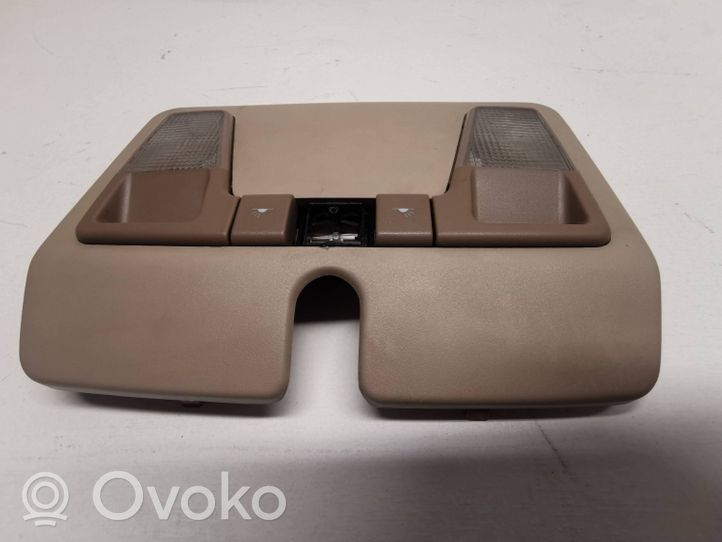 Volvo 850 Luz del asiento delantero 9483143