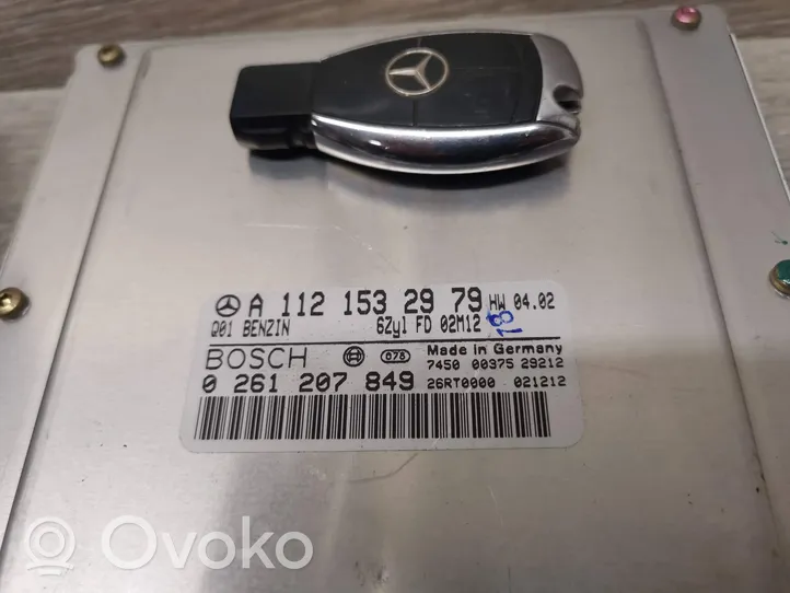 Mercedes-Benz C W203 Moottorinohjausyksikön sarja ja lukkosarja A1121532979