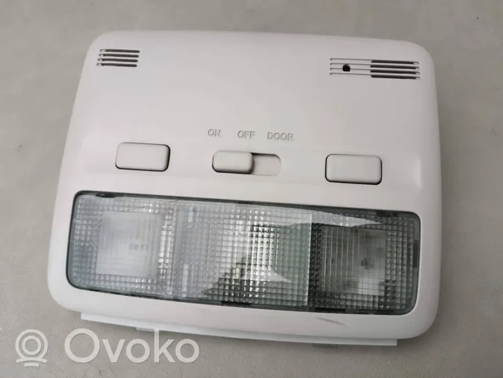 Toyota Corolla Verso AR10 Éclairage lumière plafonnier avant 8126305230