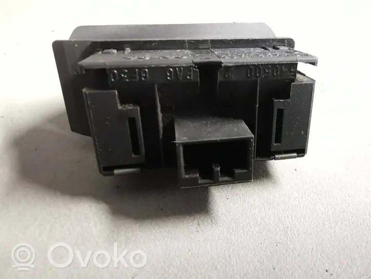 Volvo S70  V70  V70 XC Tailgate opening switch 9162946