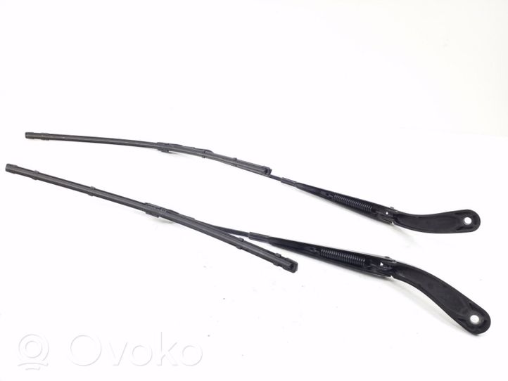 Ford Grand C-MAX Front wiper blade arm AM5117526CC