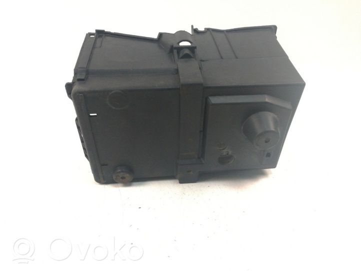 Ford Grand C-MAX Support boîte de batterie 4M5110723BC