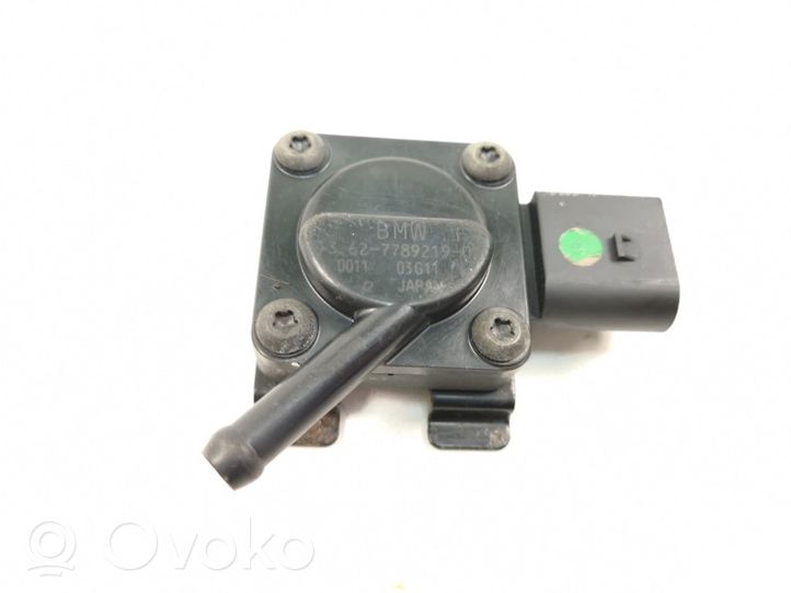 BMW 5 E60 E61 Izplūdes gāzu spiediena sensors 7789219