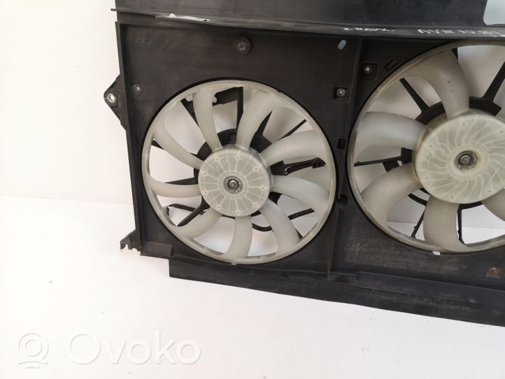 Toyota Avensis T270 Juego de ventilador 160400R160