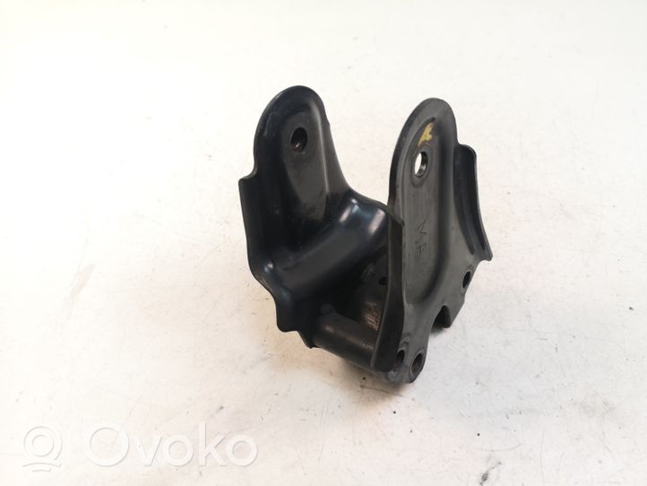 Chevrolet Captiva Gearbox mounting bracket 