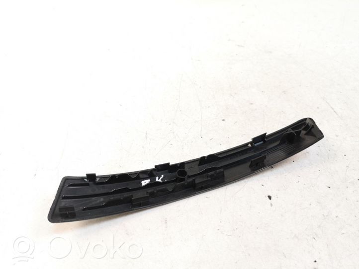 Nissan Qashqai Moulure/baguette de porte avant 80945JD00C