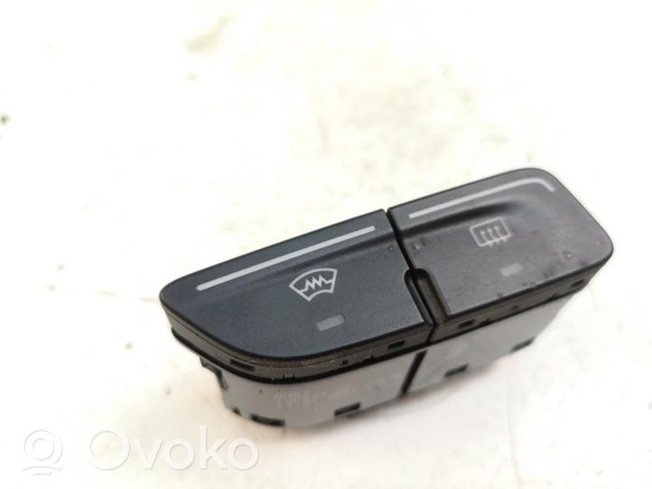 Ford Focus Bouton de dégivrage pare-brise AM5T18K574AB