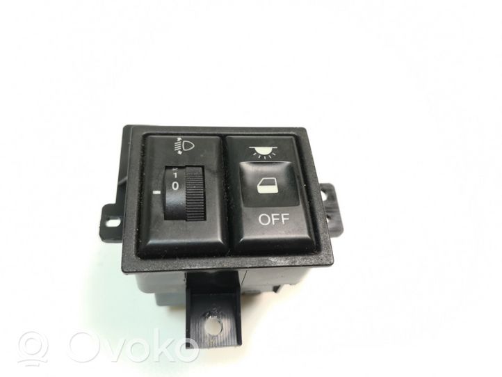 KIA Carnival Bouton commande réglage hauteur de phares 0K54A55210