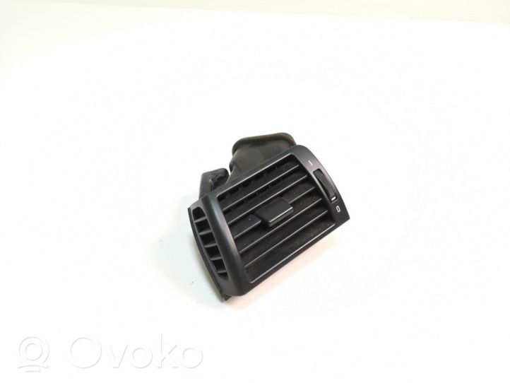 BMW 3 E46 Copertura griglia di ventilazione laterale cruscotto 8361897