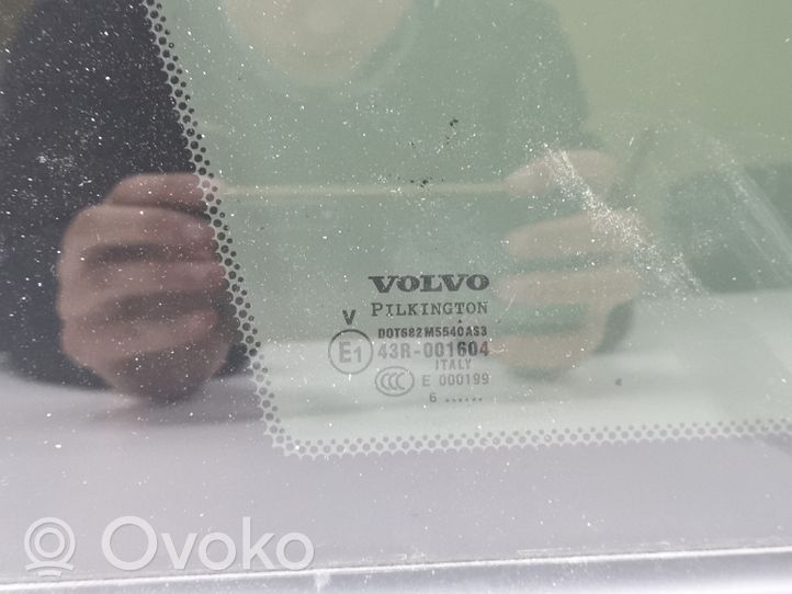 Volvo XC90 Takavalon lasit 