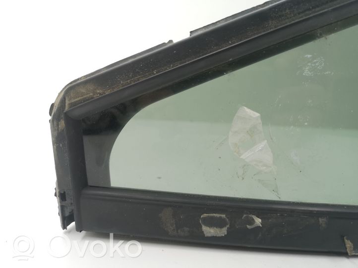 Volvo XC90 Rear vent window glass 