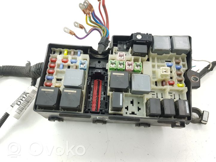 Ford Grand C-MAX Fuse module AV6T14K733DHA