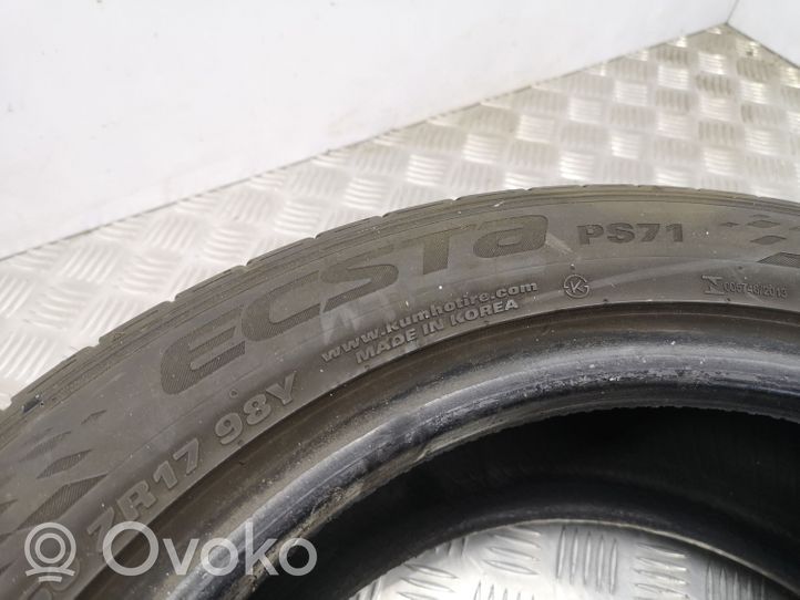 Volvo V70 R17 summer tire 